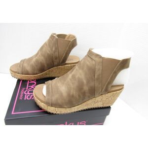 Corkys “Easy Now” Wedge Sandals – Tan Oil – Size 9 – NWT/Box